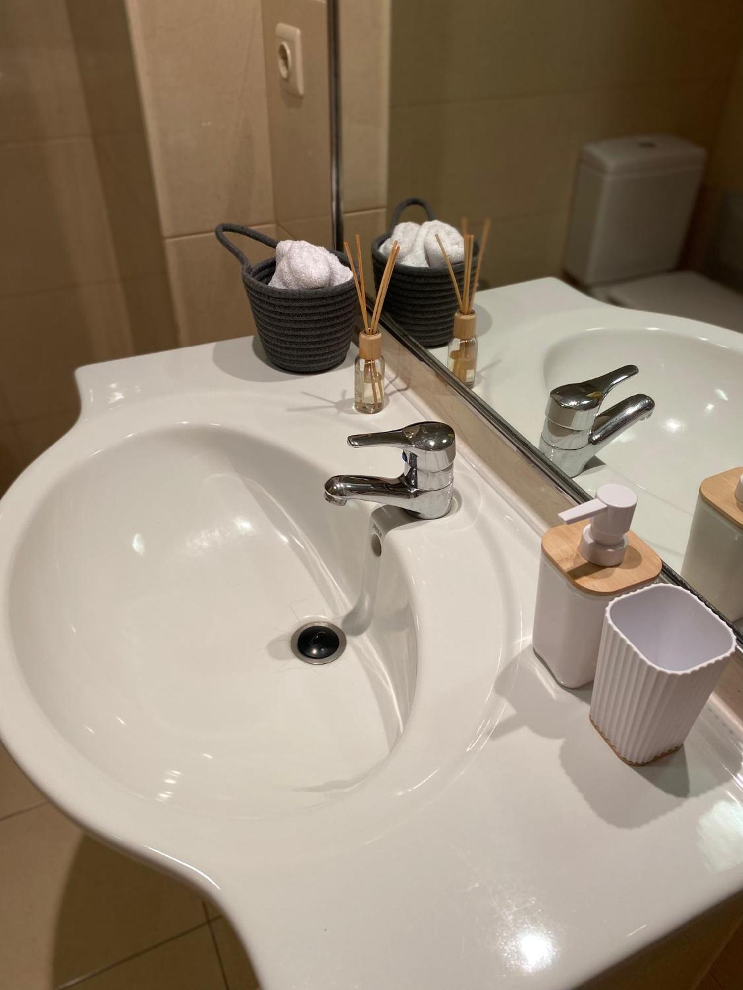 Apartamento Costa Do Sol V فونشال المظهر الخارجي الصورة